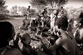 Famille Bushmen dans le désert du Kalahari. Botswana Botswana 
 Bushmen 
 people 
 Kalahari 
 Central 
 Desert,
famille,
clan,
groupe,
family,
 
