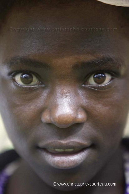 Apicultrice au Rwanda
