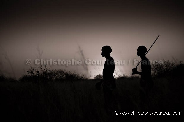 Chasseurs Bushmen au Botswana